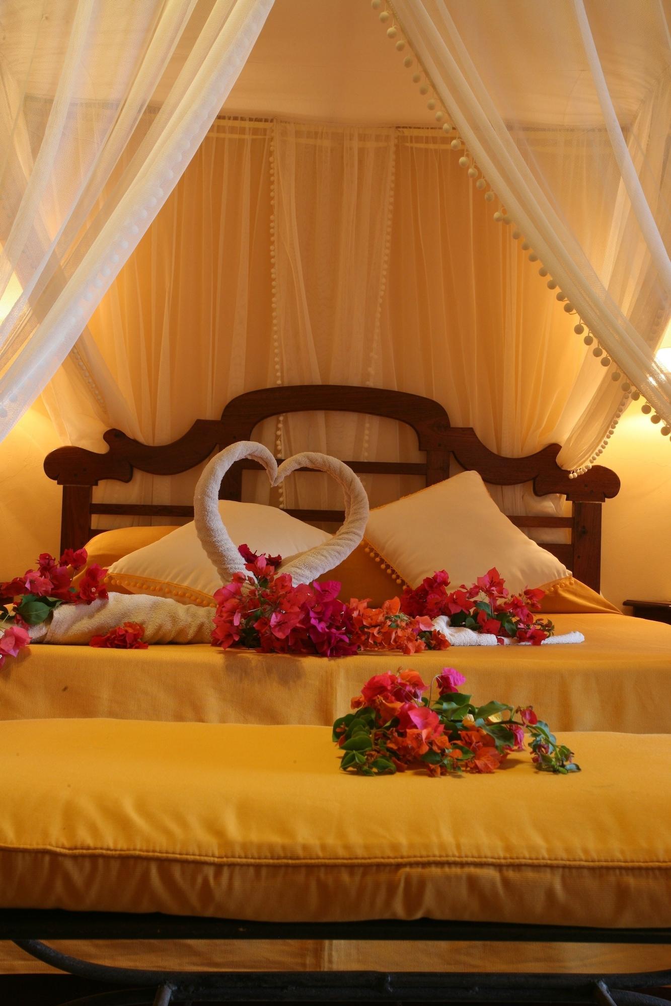 פינגווה Hotel Karafuu Beach Resort מראה חיצוני תמונה