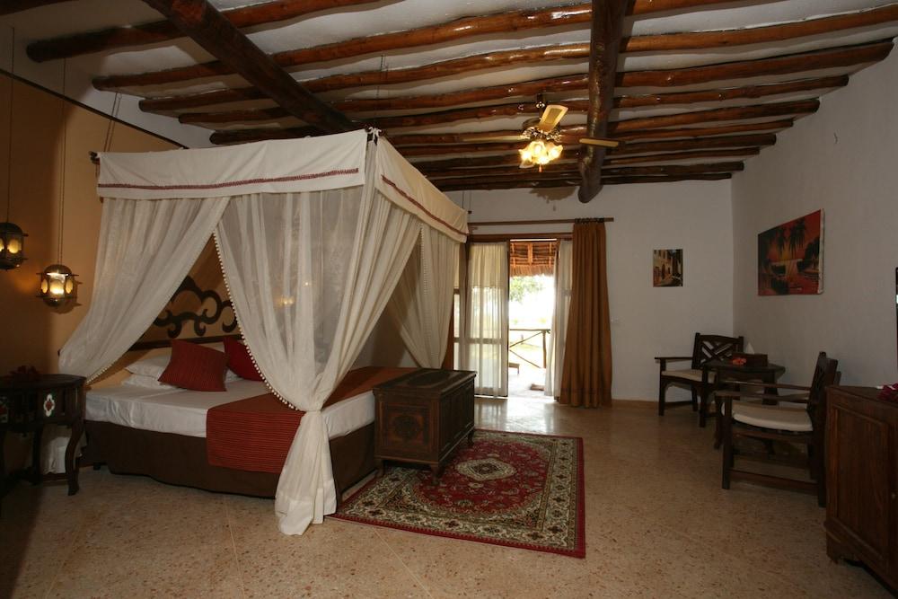 פינגווה Hotel Karafuu Beach Resort מראה חיצוני תמונה
