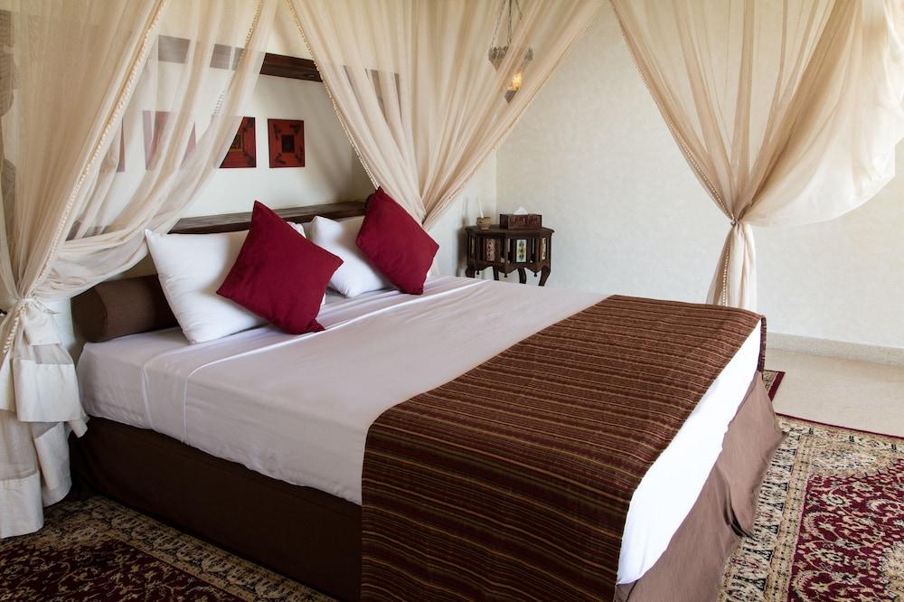 פינגווה Hotel Karafuu Beach Resort מראה חיצוני תמונה