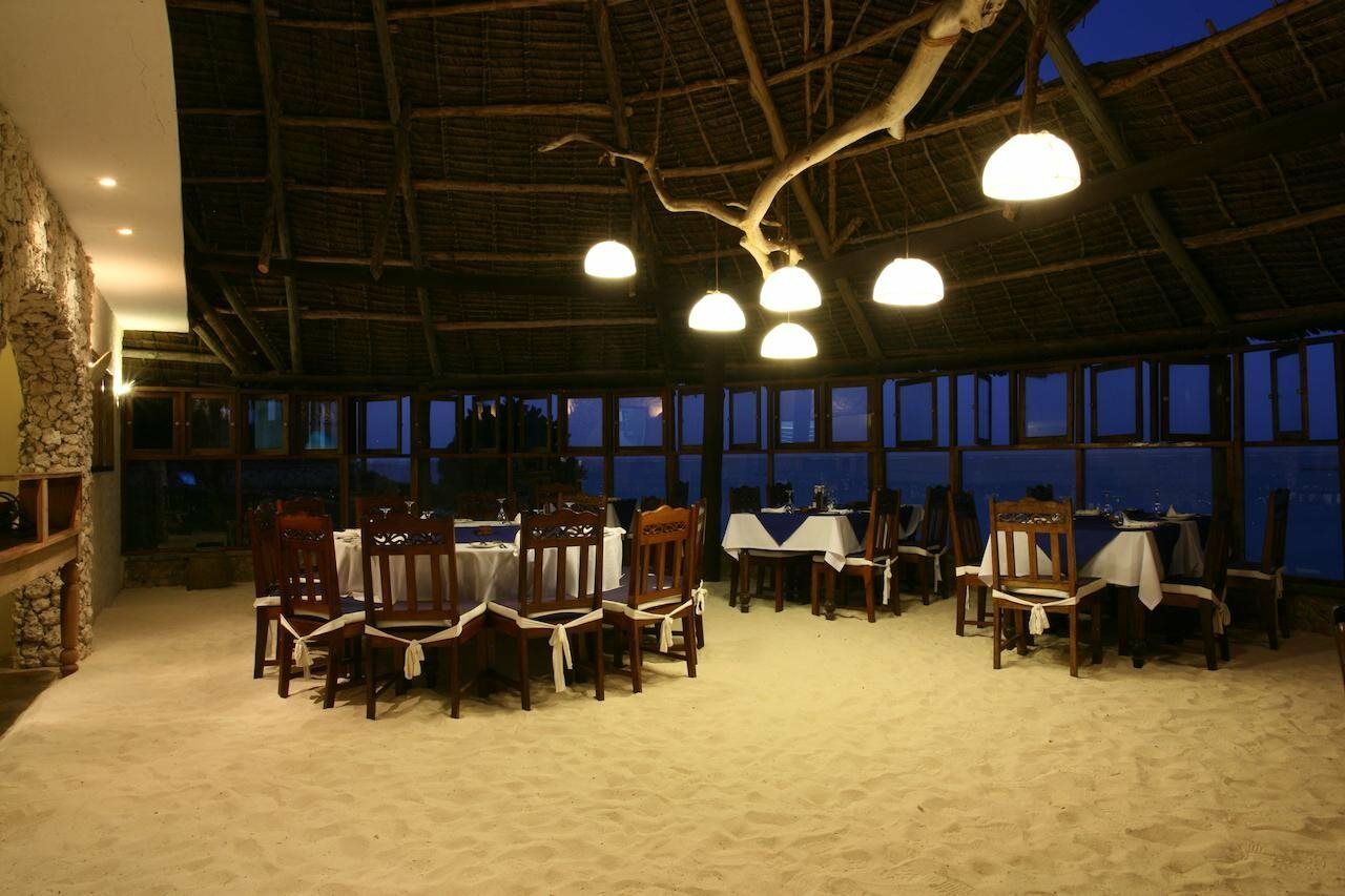 פינגווה Hotel Karafuu Beach Resort מראה חיצוני תמונה