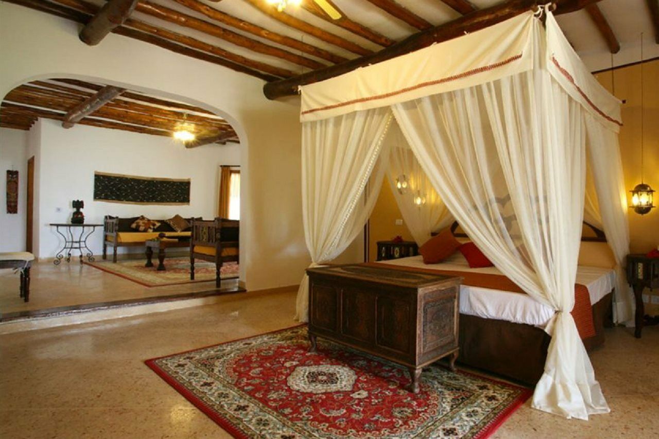 פינגווה Hotel Karafuu Beach Resort מראה חיצוני תמונה